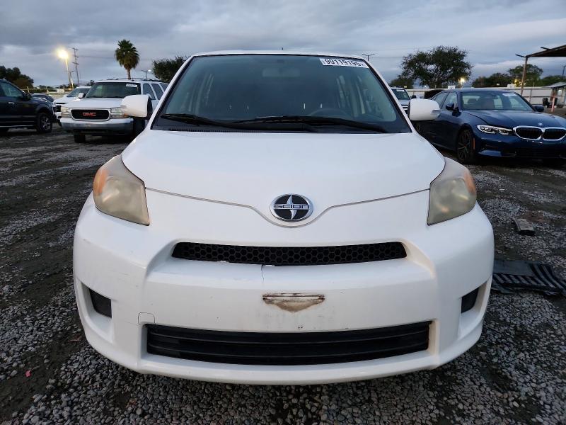 Photo 5 from auction – 2014 TOYOTA SCION XD with VIN JTKKUPB43E1042453