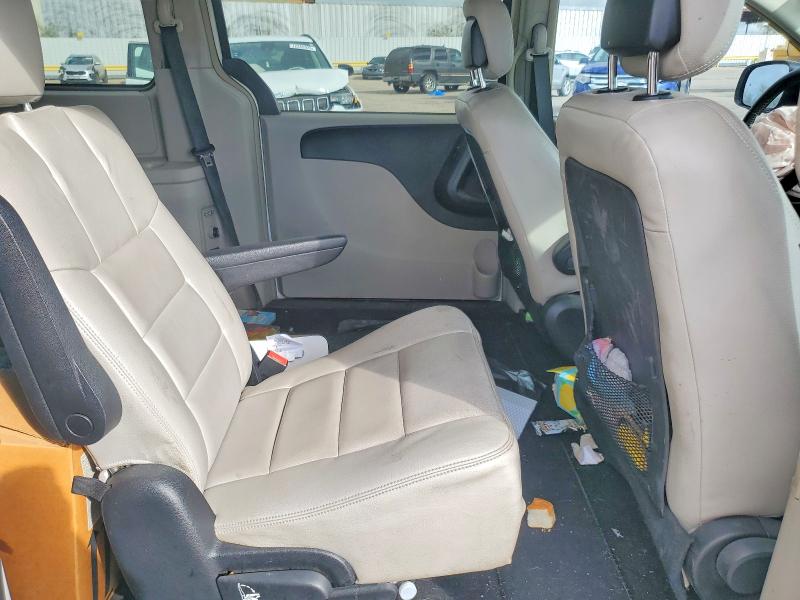 Photo 11 from auction – 2013 CHRYSLER TOWN & COU with VIN 2C4RC1BG7DR509996