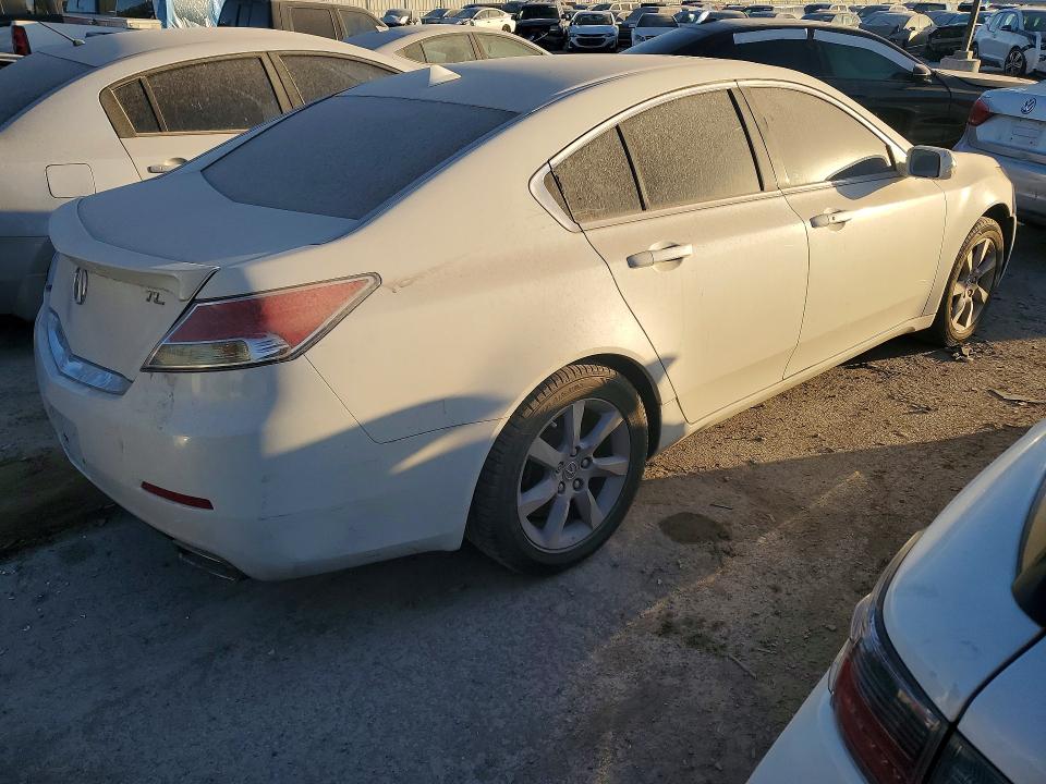 Photo 3 from auction – 2013 ACURA TL TECH with VIN 19UUA8F52DA016704