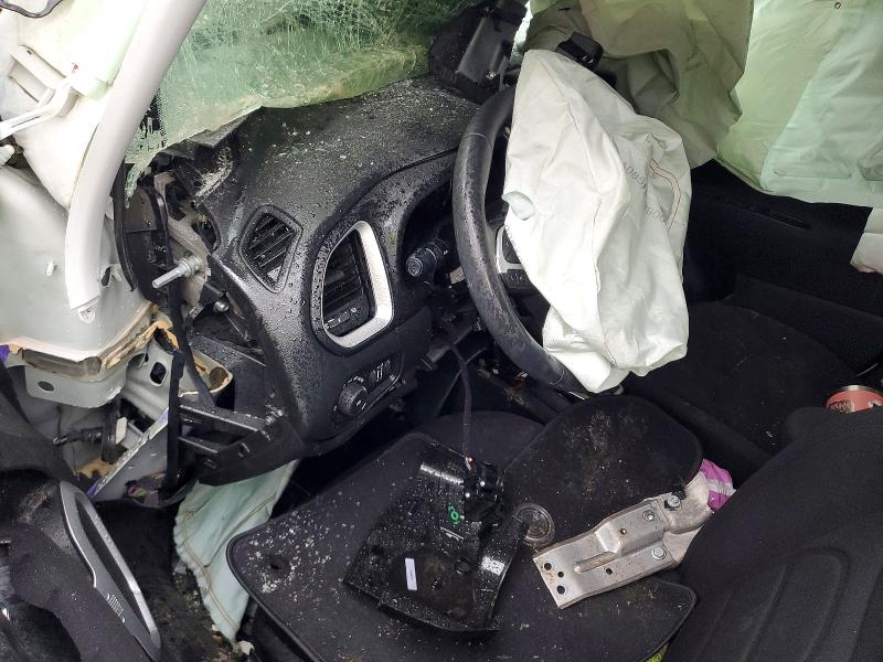 Photo 8 from auction – 2019 JEEP RENEGADE with VIN ZACNJBB18KPK34014