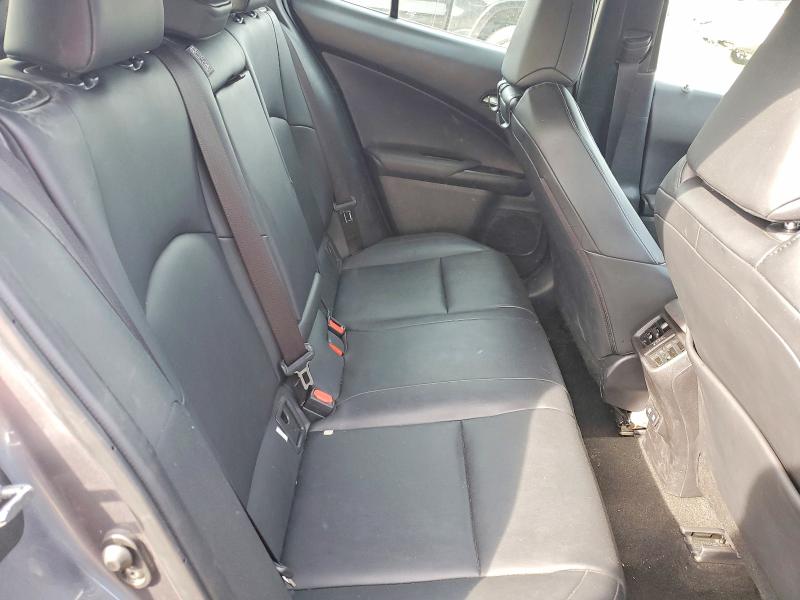 Photo 11 from auction – 2020 LEXUS UX 200 with VIN JTHP3JBH5L2023814