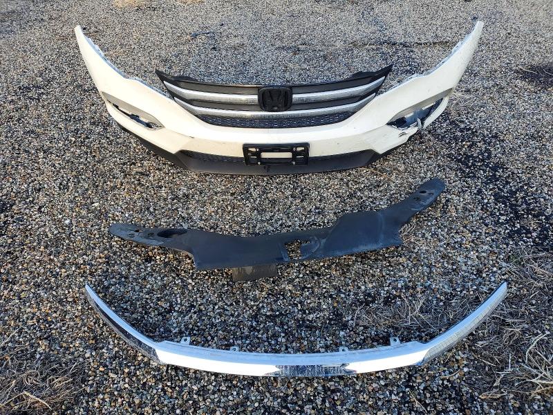 Photo 13 from auction – 2016 HONDA PILOT with VIN 5FNYF5H32GB042615