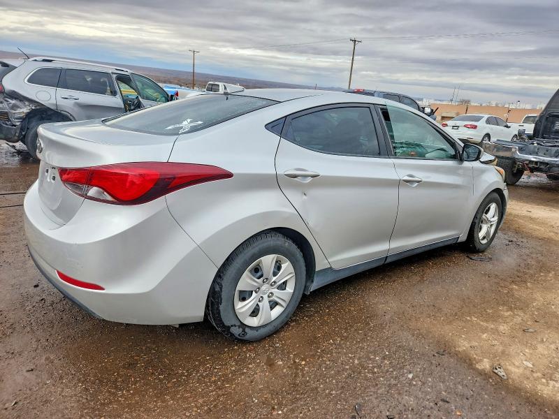 Photo 3 from auction – 2016 HYUNDAI ELANTRA SE with VIN 5NPDH4AE7GH700557