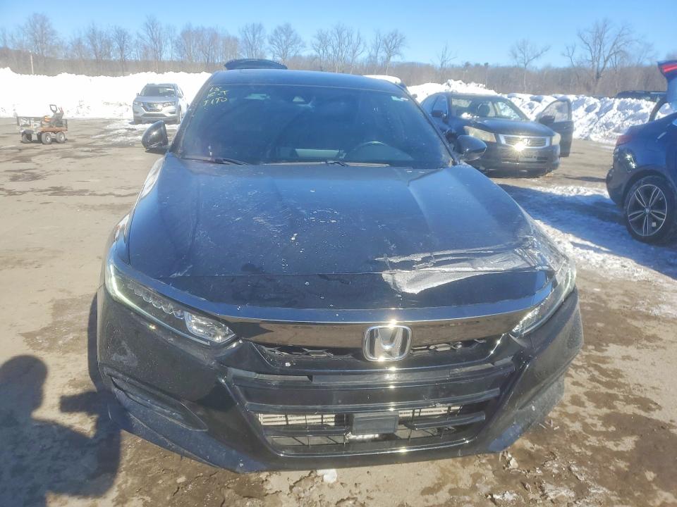 Photo 5 from auction – 2019 HONDA ACCORD with VIN 1HGCV2F33KA001007
