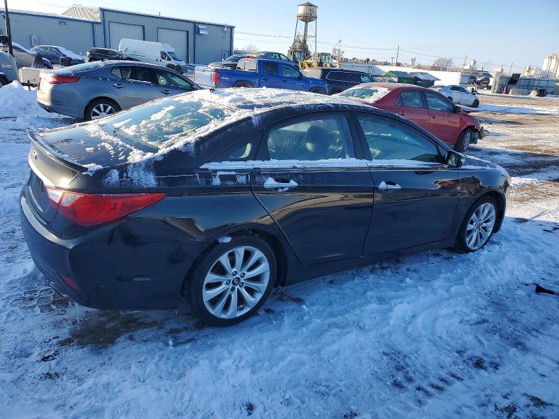 Photo 3 from auction – 2014 HYUNDAI SONATA with VIN 5NPEC4AC0EH849830
