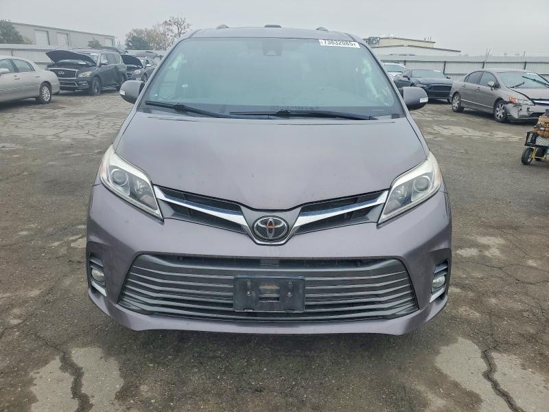 Photo 5 from auction – 2020 TOYOTA SIENNA with VIN 5TDYZ3DC2LS040919