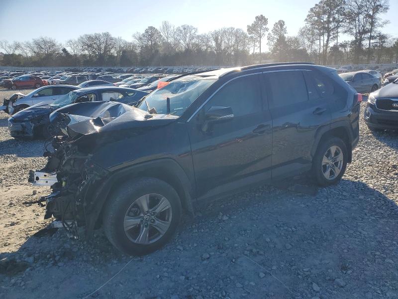 TOYOTA RAV4 XLE 2024 with VIN 2T3W1RFVXRC274637 - Photo from auction