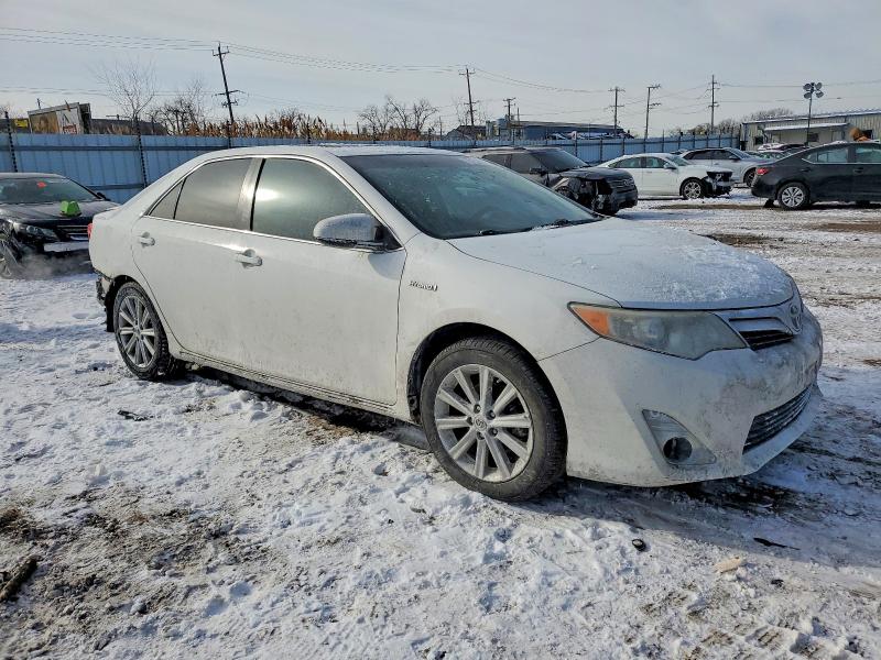 Photo 4 from auction – 2013 TOYOTA CAMRY HYBR with VIN 4T1BD1FK9DU083434