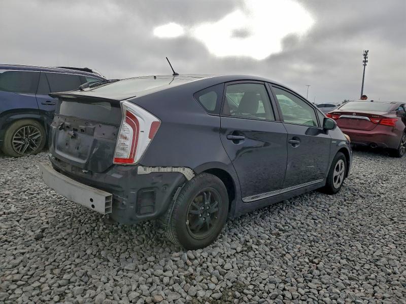 Photo 3 from auction – 2015 TOYOTA PRIUS with VIN JTDKN3DU2F0458205