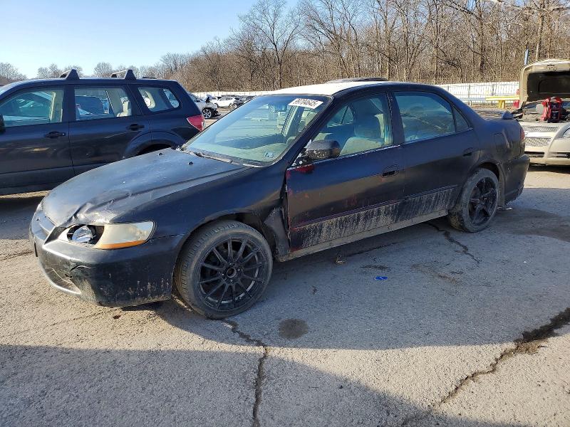 HONDA ACCORD DX 2001 with VIN 1HGCF85491A061124 - Photo from auction