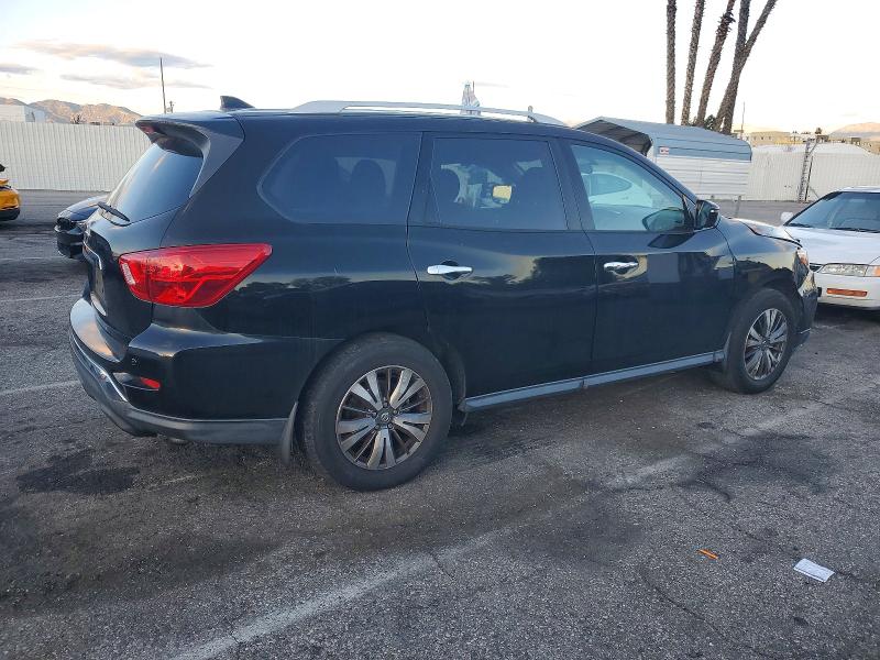 Photo 3 from auction – 2019 NISSAN PATHFINDER with VIN 5N1DR2MN7KC629518