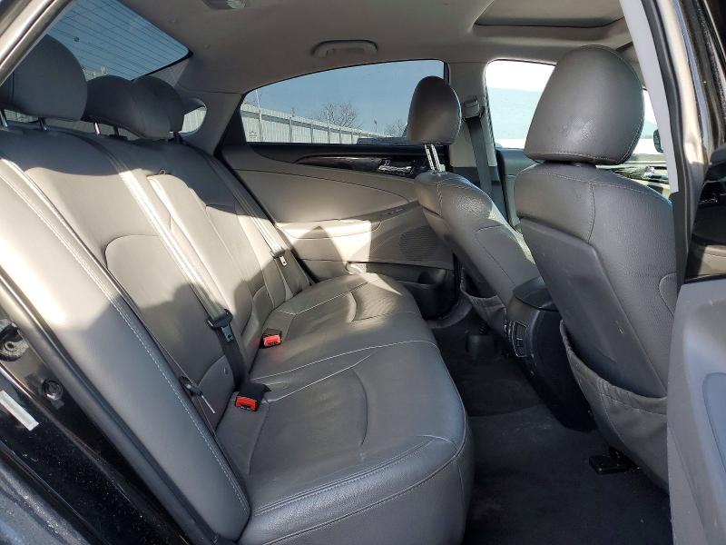 Photo 10 from auction – 2011 HYUNDAI SONATA with VIN 5NPEC4AC0BH138754
