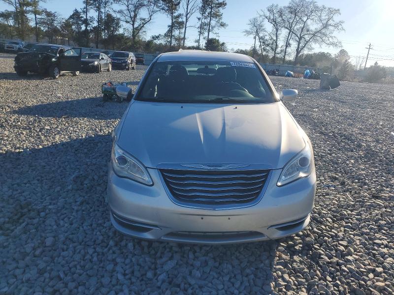 Photo 5 from auction – 2012 CHRYSLER 200 LX with VIN 1C3CCBAB2CN223250