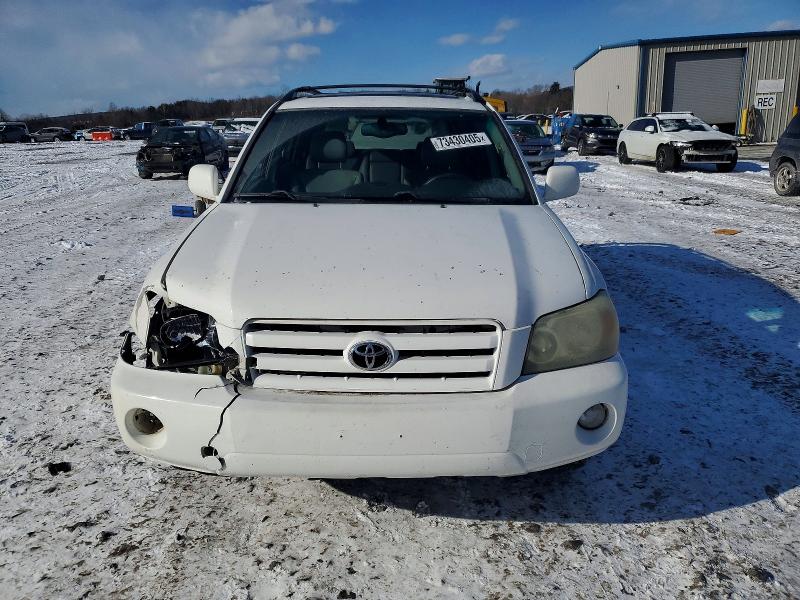 Photo 5 from auction – 2004 TOYOTA HIGHLANDER with VIN JTEEP21A040005267