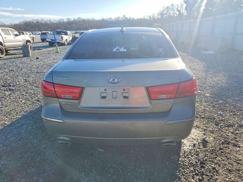 Photo 6 from auction – 2010 HYUNDAI SONATA SE with VIN 5NPEU4AF8AH582504