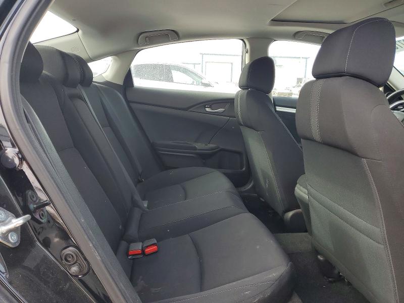 Photo 10 from auction – 2018 HONDA CIVIC EX with VIN 19XFC2F72JE038890
