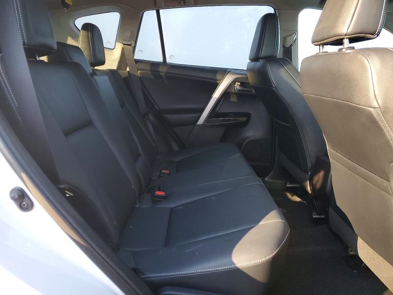 Photo 11 from auction – 2016 TOYOTA RAV4 LIMIT with VIN 2T3DFREV6GW479586