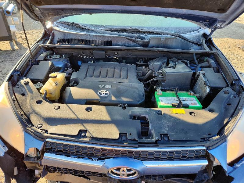Photo 11 from auction – 2011 TOYOTA RAV4 LIMIT with VIN 2T3DK4DV0BW054910
