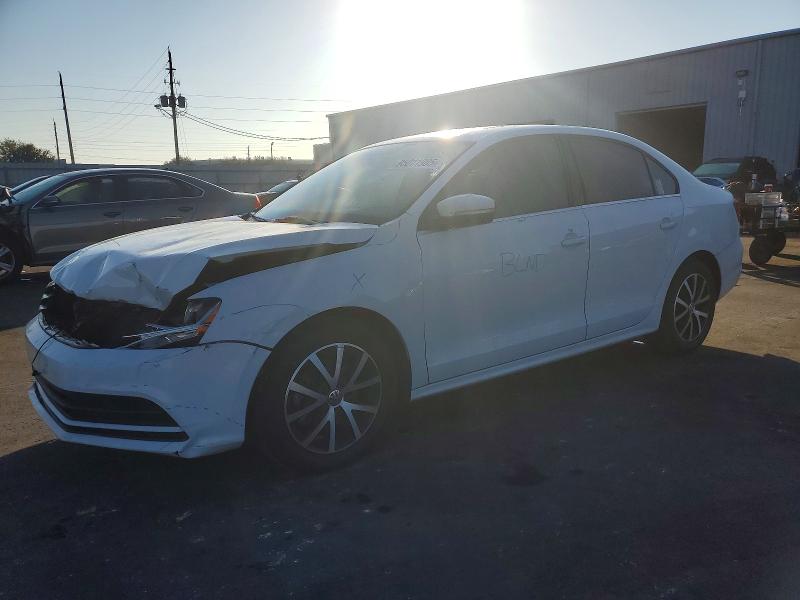 VOLKSWAGEN JETTA SE 2017 with VIN 3VWDB7AJ8HM369190 - Photo from auction