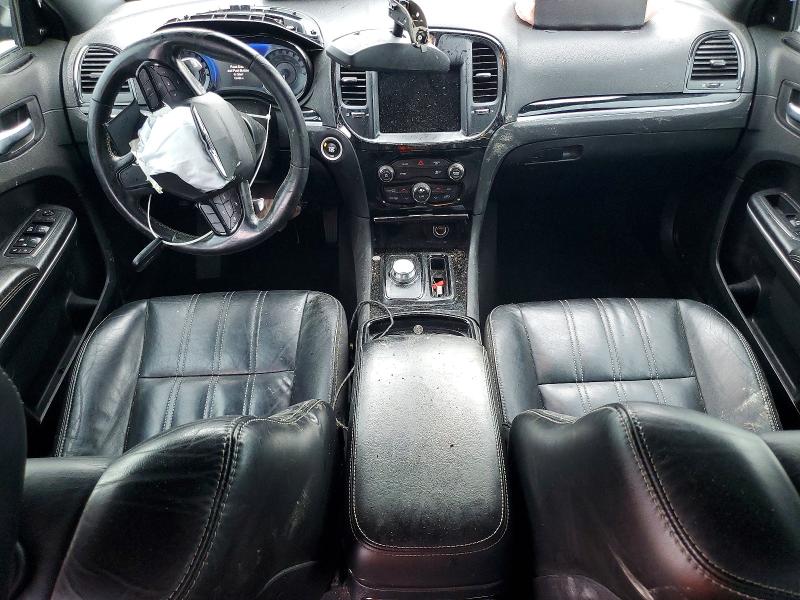 Photo 8 from auction – 2019 CHRYSLER 300 S with VIN 2C3CCABG3KH515856