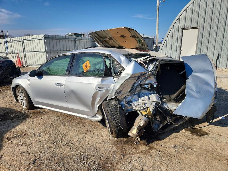Photo 2 from auction – 2019 VOLKSWAGEN PASSAT with VIN 1VWLA7A33KC009916