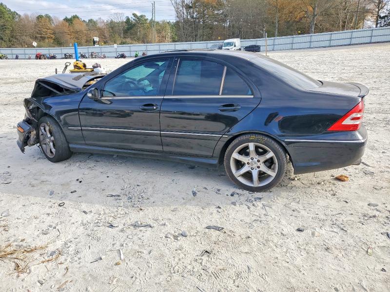 Photo 2 from auction – 2007 MERCEDES-BENZ C with VIN WDBRF52H97F916333