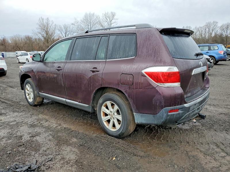 Photo 2 from auction – 2013 TOYOTA HIGHLANDER with VIN 5TDBK3EH7DS209726