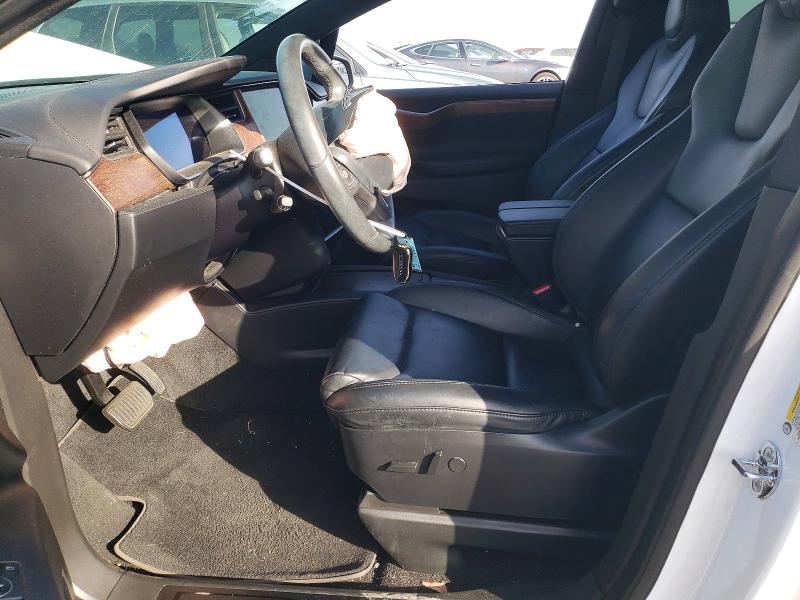 Photo 7 from auction – 2021 TESLA MODEL X with VIN 5YJXCAE21MF324832