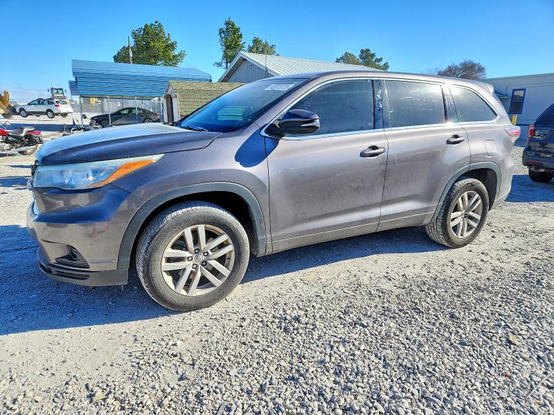 TOYOTA HIGHLANDER 2015 with VIN 5TDZKRFH1FS048342 - Photo from auction