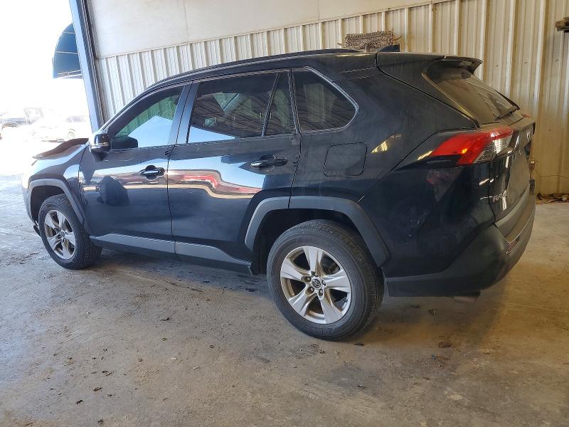 Photo 2 from auction – 2019 TOYOTA RAV4 XLE with VIN JTMW1RFV8KD016991