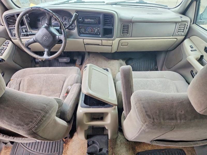 Photo 8 from auction – 2002 CHEVROLET SUBURBAN C with VIN 1GNEC16Z02J104890
