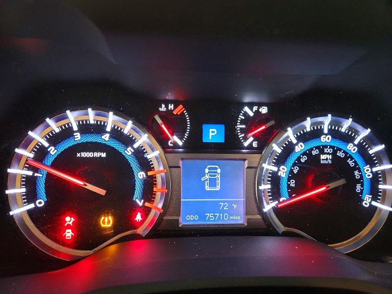 Photo 9 from auction – 2018 TOYOTA 4RUNNER SR with VIN JTEBU5JR0J5604588
