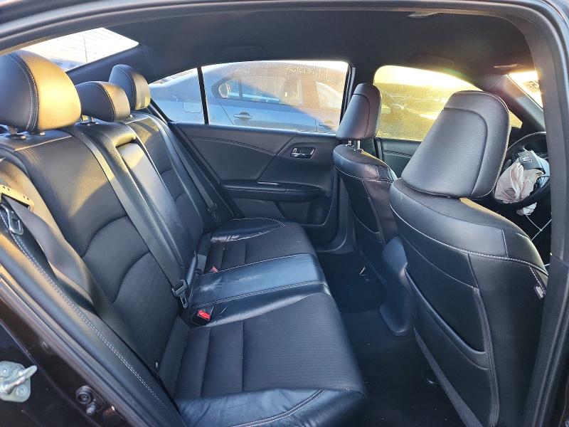 Photo 10 from auction – 2016 HONDA ACCORD with VIN 1HGCR2F58GA133208