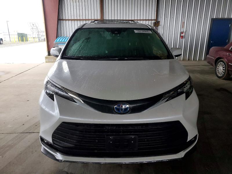 Photo 5 from auction – 2025 TOYOTA SIENNA with VIN 5TDJRKEC8SS262602
