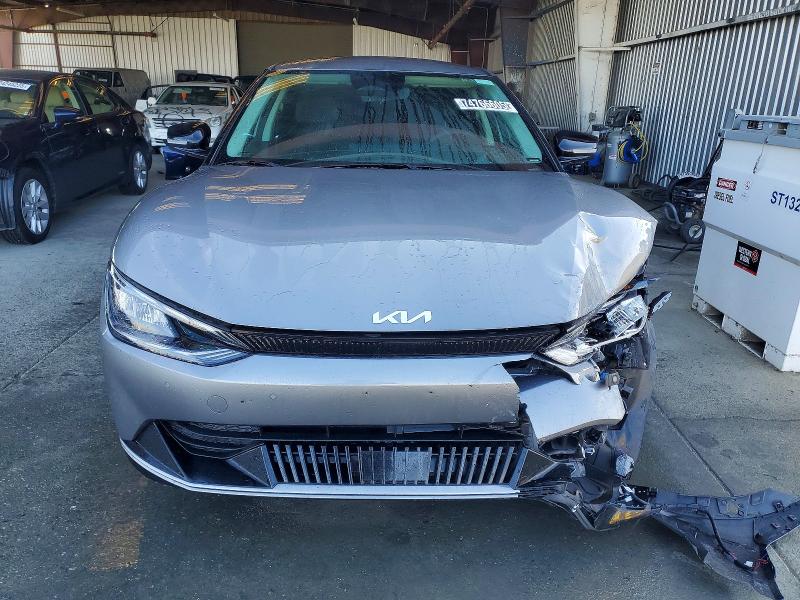 Photo 5 from auction – 2024 KIA EV6 LIGHT with VIN KNDC34LA2R5217324
