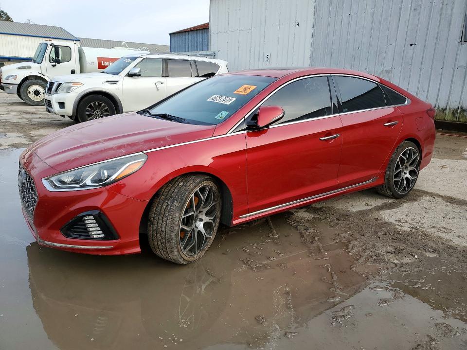 HYUNDAI SONATA 2018 with VIN 5NPE34AF2JH701585 - Photo from auction