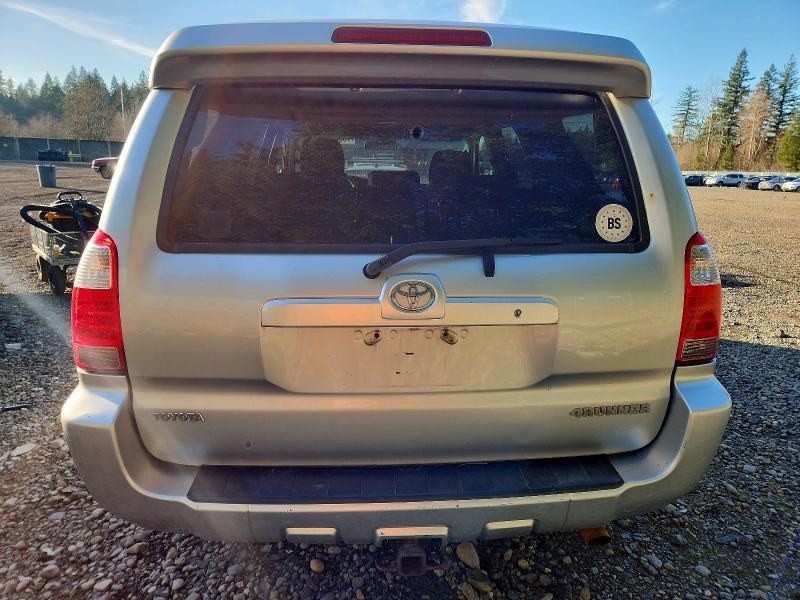 Photo 6 from auction – 2006 TOYOTA 4RUNNER SR with VIN JTEBU14RX60080391