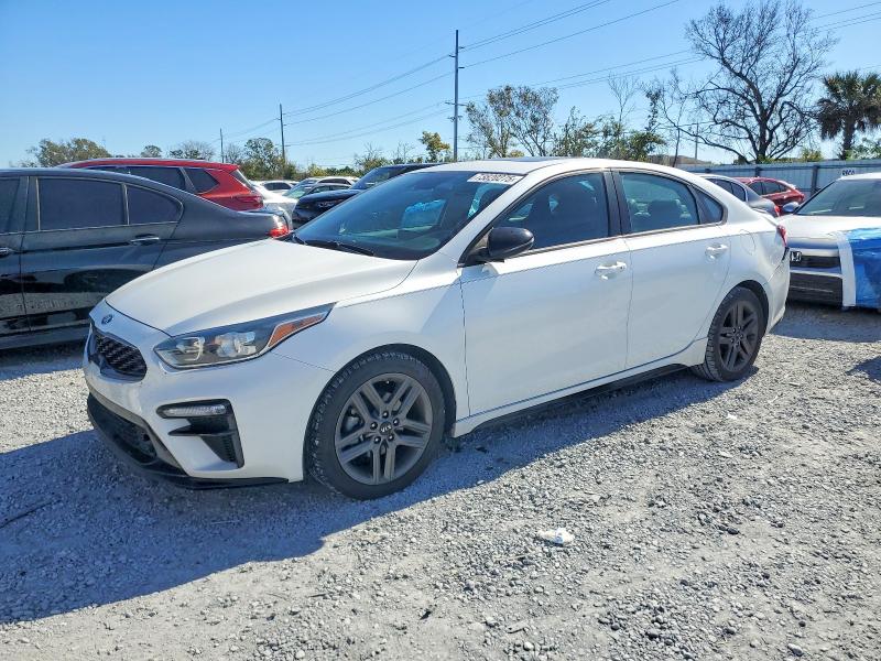 KIA FORTE 2021 z numerem VIN 3KPF34AD6ME326537 - Zdjęcie z aukcji