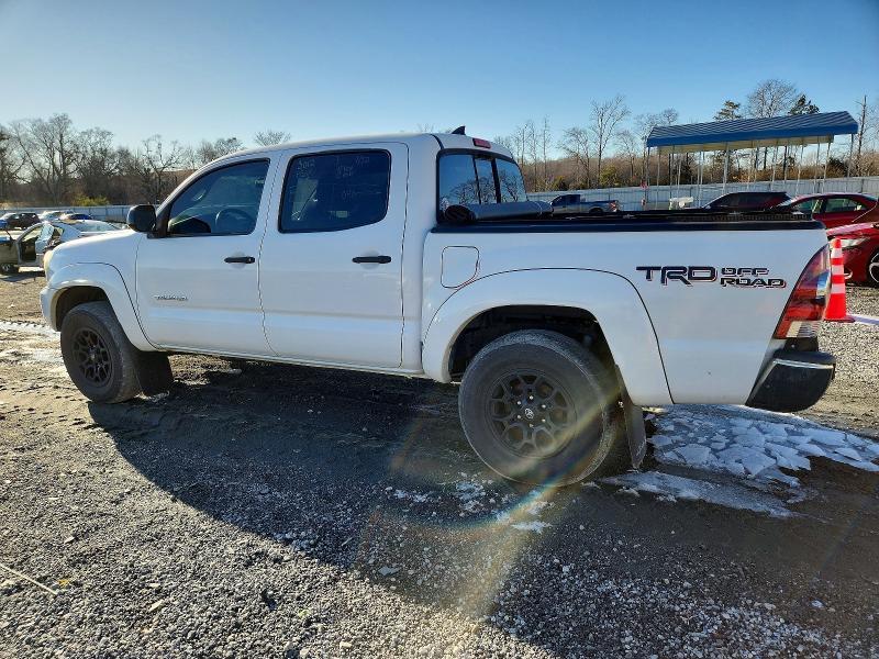 Photo 2 from auction – 2015 TOYOTA TACOMA DOU with VIN 3TMLU4EN8FM202149