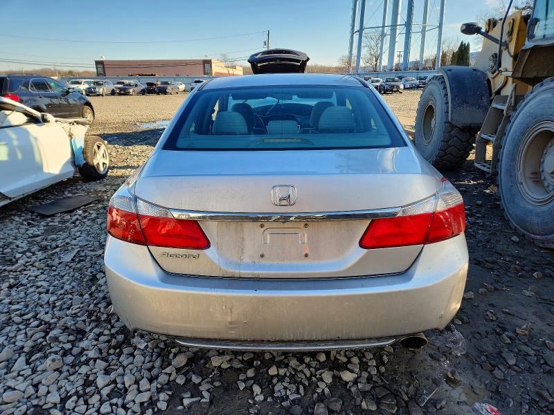 Photo 6 from auction – 2013 HONDA ACCORD with VIN 1HGCR2F31DA203139