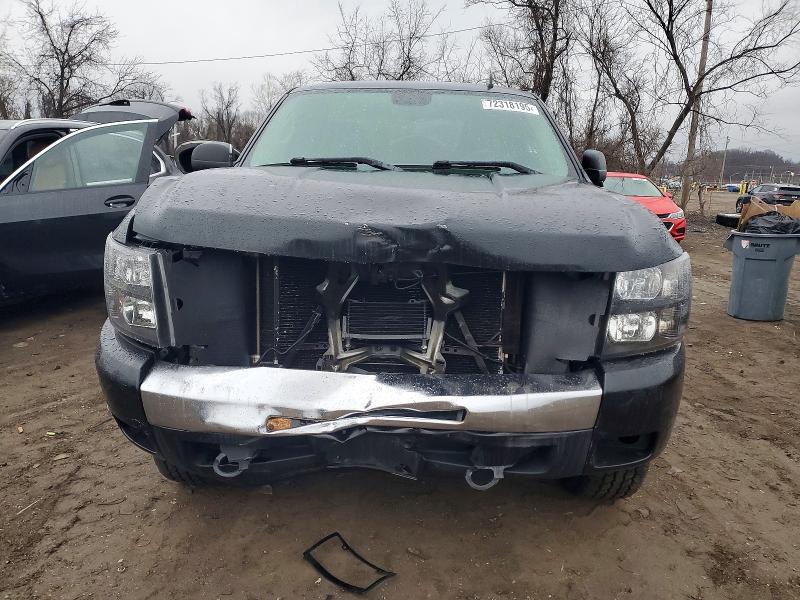 Photo 5 from auction – 2009 CHEVROLET SILVERADO with VIN 1GCEK29059Z135496