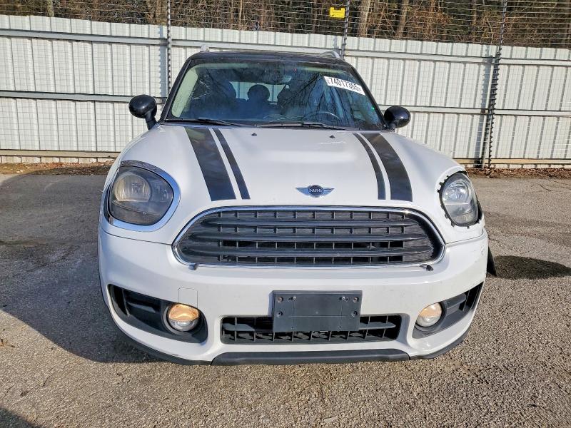 Photo 5 from auction – 2018 MINI COOPER with VIN WMZYV5C36J3E03796
