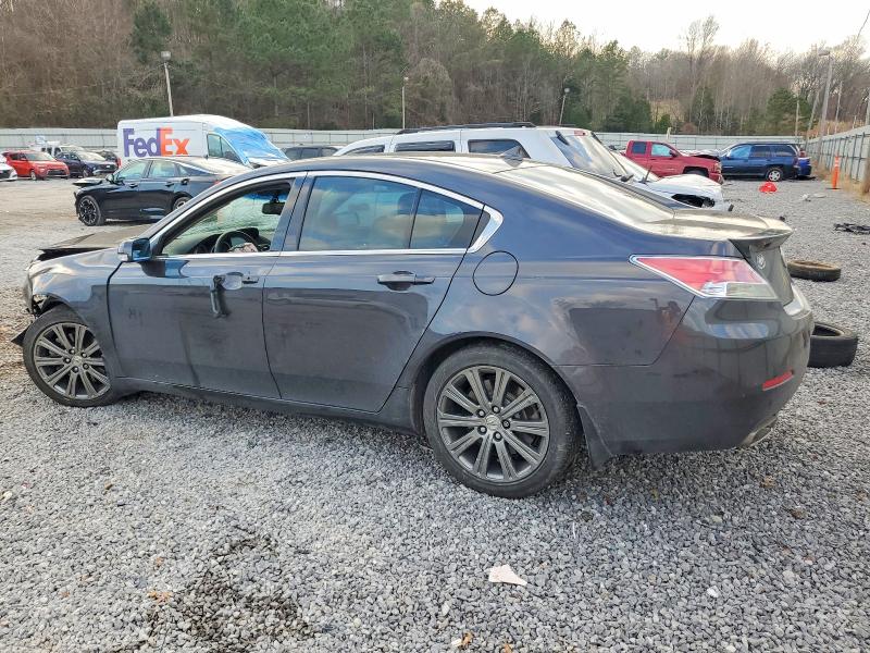 Photo 2 from auction – 2014 ACURA TL SE with VIN 19UUA8F35EA001002