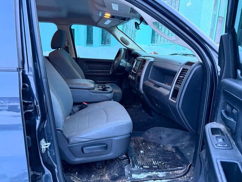 Photo 5 from auction – 2017 RAM 1500 ST with VIN 1C6RR7FG4HS777699