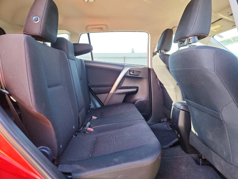 Photo 10 from auction – 2017 TOYOTA RAV4 LE with VIN JTMZFREV1HJ147822