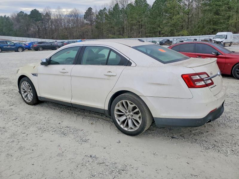 Photo 2 from auction – 2015 FORD TAURUS LIM with VIN 1FAHP2F80FG122127