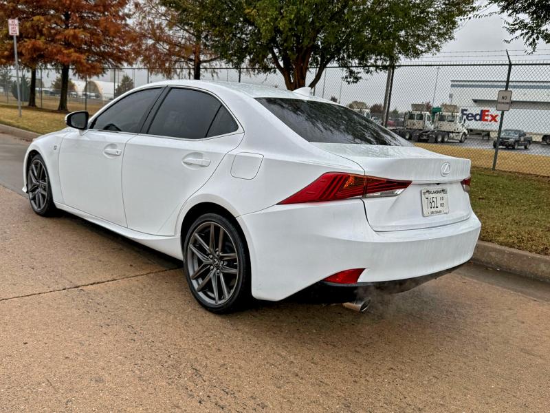 Photo 3 from auction – 2014 LEXUS IS with VIN JTHBE1D27E5011680