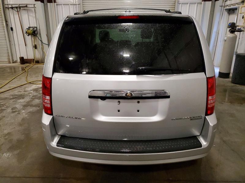 Photo 6 from auction – 2010 CHRYSLER TOWN & COU with VIN 2A4RR5D15AR155612