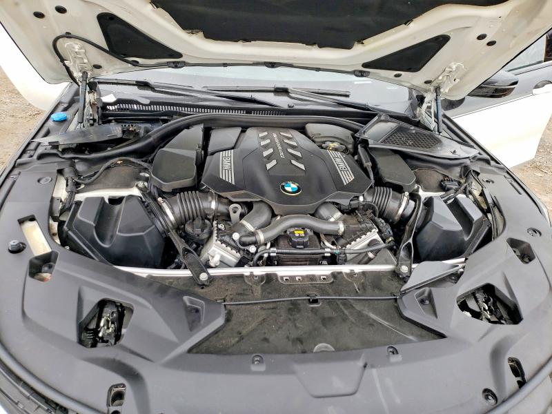 Photo 11 from auction – 2022 BMW M850XI with VIN WBAGV8C01NCJ56769