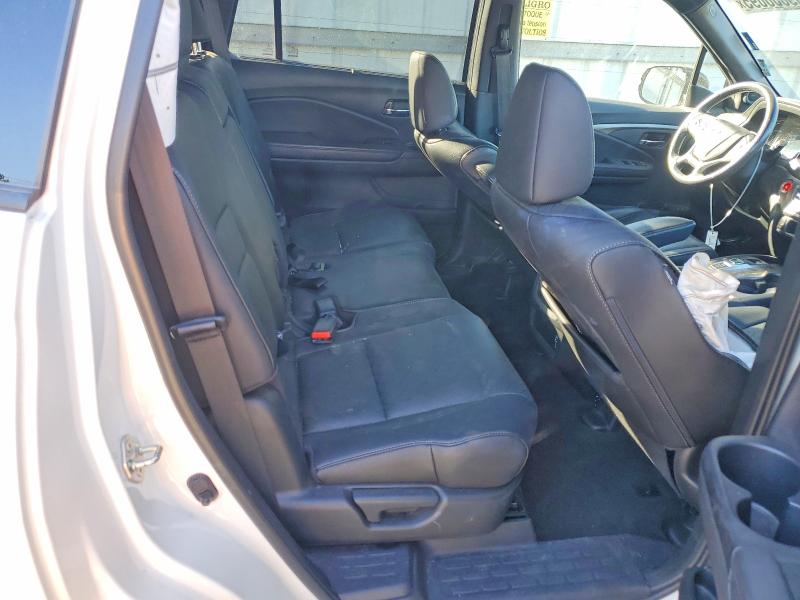 Photo 11 from auction – 2019 HONDA PASSPORT E with VIN 5FNYF7H58KB005137